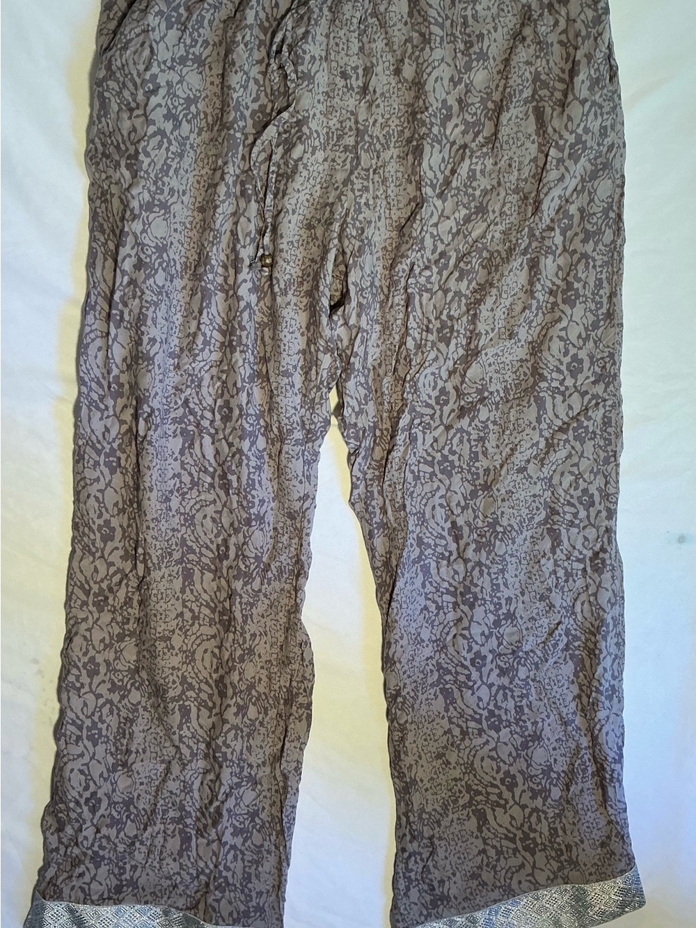 Punjammies Lightweight Printed Lounge Pants in Taupe Gray/Purple